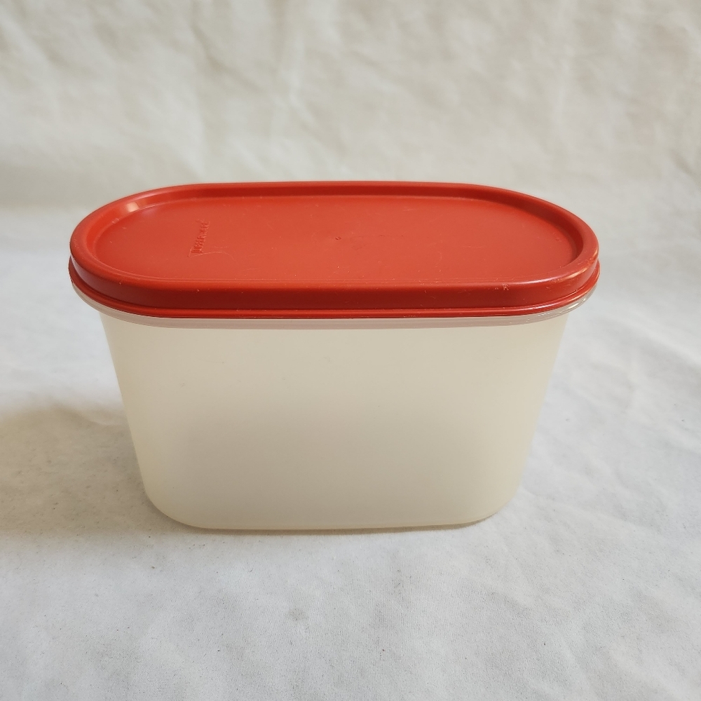 Tupperware Modular Mate #2 Oval w/ Orange Red Lid
